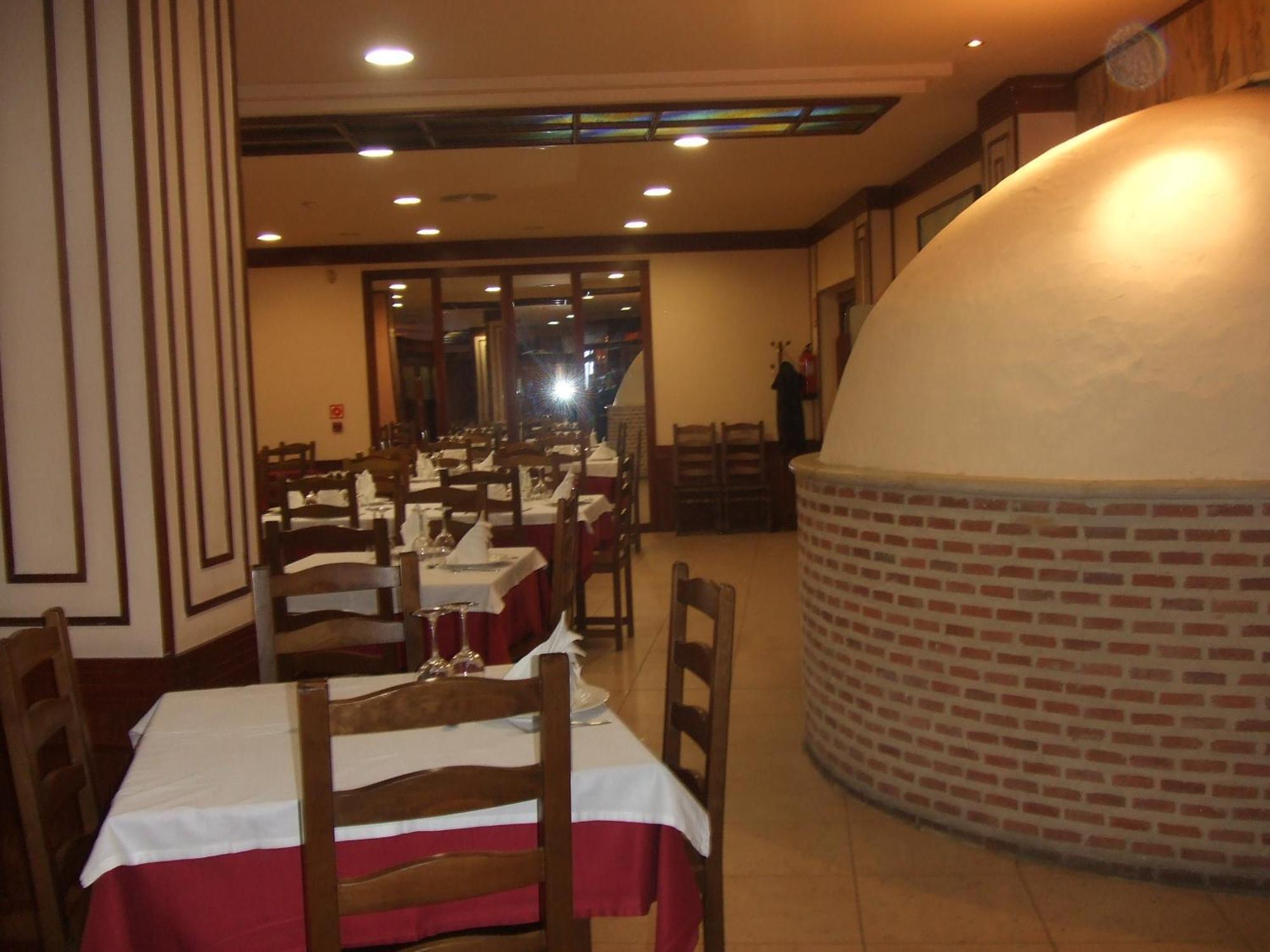 Hotel Vadorrey Roa Exterior photo